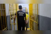 Segundo as investigações, o suspeito utilizava identidades falsas para dificultar sua identificação e causou prejuízo superior a R$ 8 mil ao estabelecimento