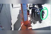 O suspeito assaltou funcionário do posto em motocicleta com placa adulterada, mas logo foi encontrado pela polícia