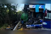 As imagens mostram a gravidade do acidente que resultou nas mortes das romeiras