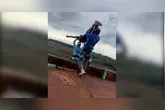 Maria Eduarda, de 21 anos, morreu após ser arremessada de uma ponte enquanto praticava Rope Jump em SP.