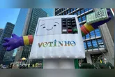 Urna gigante foi colocada na Av. Paulista