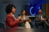 Curso presencial de Dicção e Oratória da Atorres Cursos oferece técnicas de comunicação, liderança e expressão vocal para diferentes perfis profissionais.