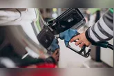 Preço da gasolina recua em maio e ajuda a conter a inflação, impulsionado pela queda do etanol e pela política de subvenção do governo federal.