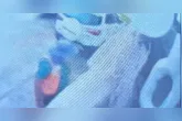 Câmeras instaladas no motorhome registraram o momento em que um homem tenta abrir o veículo na Praça do Arame.