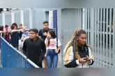 Nesta edição, o programa oferta mais de 471 mil bolsas de estudos parciais e integrais, em 380 cursos de 879 instituições privadas de ensino superior, no segundo semestre de 2026.