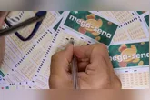 Os apostadores de desejam jogar mais uma vez e tirar a sorte grande, têm até as 19h de terça-feira (14) para realizarem seus jogos.