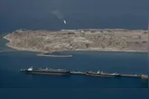 O bloqueio do Estreito de Ormuz pelo Irã provocou uma alta nos preços da energia e reacendeu preocupações com o avanço da inflação em diversos países.