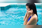 Com o aumento da exposição à água e ao calor, também cresce a incidência de otite externa, conhecida popularmente como “ouvido de nadador”, uma inflamação causada, principalmente, pela umidade retida no canal auditivo, que favorece a proliferação de bactérias e fungos.