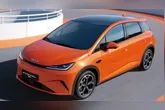 A BYD concluirá a produção total no Brasil até 2026, com novos modelos e ampliação da capacidade na fábrica de Camaçari.