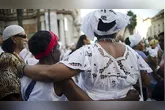 Ataques a restaurante em Belém levantam debate sobre racismo religioso e a responsabilidade das autoridades. Conheça os desafios legais enfrentados.
