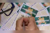 Mega-Sena acumula e próximo sorteio pagará R$ 70 milhões. Confira resultados e como apostar!