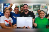 Durante a visita, o prefeito foi recebido pela comunidade, que aproveitou a ocasião para apresentar reivindicações e manifestar apoio ao projeto, aguardado há anos pelos residentes da área.