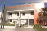 Bebê de 10 meses morre após ser vítima de estupro. Dois homens foram presos. Investigação em andamento.