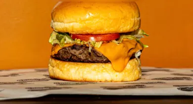 Imagem ilustrativa da notícia: Burguer fenômeno em Santarém chega em Belém e promete filas