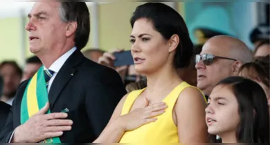 Imagem ilustrativa da notícia: Vidente chora ao prever tragédia na família Bolsonaro: "Vi a morte"