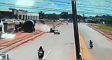 Imagem ilustrativa da notícia: Acidente em Itaituba: carro sobe calçada e mata motociclista