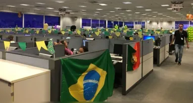 Imagem ilustrativa da notícia: Vai ver os jogos do Brasil no trabalho? Veja como se comportar 