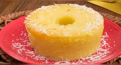 Imagem ilustrativa da notícia: Aprenda a fazer um bolo de macaxeira com coco no liquidificador