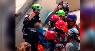 Imagem ilustrativa da notícia: Vídeo: bebê é resgatado com vida após desabamento na Venezuela
