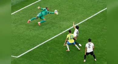 Imagem ilustrativa da notícia: Brasil vira sobre o Japão nos acréscimos, vence por 2 a 1 e avança às oitavas da Copa