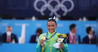 Imagem ilustrativa da notícia: Rebeca Andrade celebra retorno e medalha de prata no Pan-Americano do Rio