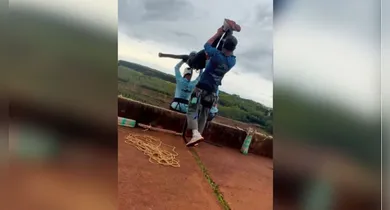 Imagem ilustrativa da notícia: Vídeo: veja a prisão de envolvidos na morte de moça em salto sem corda