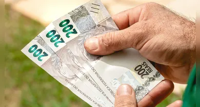 Imagem ilustrativa da notícia: Governo estuda reajuste do Bolsa Família para o Orçamento de 2027