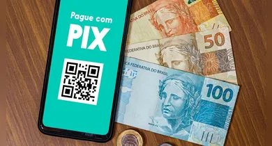 Imagem ilustrativa da notícia: Pix faz Brasil liderar queda no uso de cédulas na América Latina