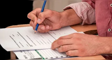 Imagem ilustrativa da notícia: Concursos com salários de até R$ 26,3 mil: inscrições encerram hoje (05/08)