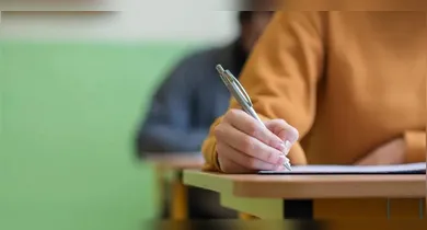 Imagem ilustrativa da notícia: Concursos da Educação 2026 ofertam milhares de vagas