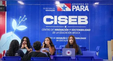 Imagem ilustrativa da notícia: Escola bilíngue celebra um ano com inovações no ensino público