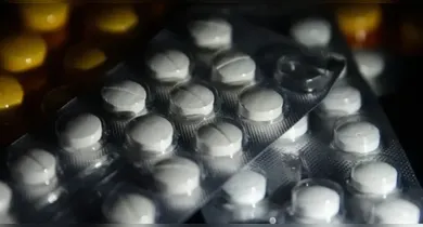 Imagem ilustrativa da notícia: Anvisa suspende medicamentos para câncer de mama e pressão alta