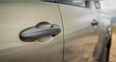 Imagem ilustrativa da notícia: Toyota Hilux tem falha na maçaneta que facilita furto, diz PRF