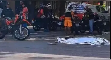 Imagem ilustrativa da notícia: Vídeo: acidente entre motos deixa um morto e dois feridos no Jurunas