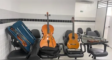 Imagem ilustrativa da notícia: Polícia recupera instrumentos musicais escondidos debaixo de ponte em Belém