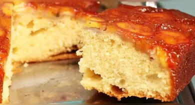 Imagem ilustrativa da notícia: Aprenda a fazer Bolo de Banana caramelizado que deixa a cozinha perfumada