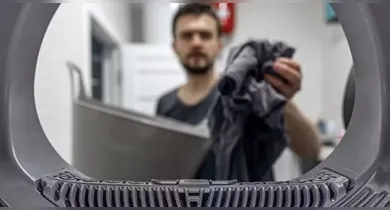 Imagem ilustrativa da notícia: Tem que ter cuidado! Veja os 7 erros na maquina de lavar que podem danificar suas roupas