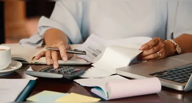 Imagem ilustrativa da notícia: Prazo final para entrega da declaração de IR termina em de maio; veja a data