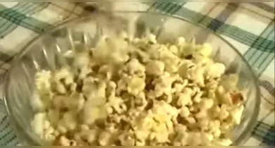 Imagem ilustrativa da notícia: “Pipoca na panela, começa a arrebentar”: comercial que marcou os anos 90 completa 35 anos