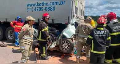 Imagem ilustrativa da notícia: Acidente entre carretas deixa dois mortos em Tailândia, no Pará