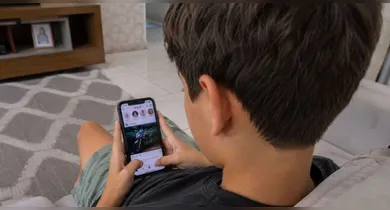 Imagem ilustrativa da notícia: Reino Unido anuncia proibição de redes sociais para menores de 16 anos