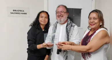Imagem ilustrativa da notícia: Escola inaugura biblioteca e homenageia Salomão Habib em Belém