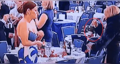 Imagem ilustrativa da notícia: Convidada leva garrafa de bebidas após tiros em jantar com Trump