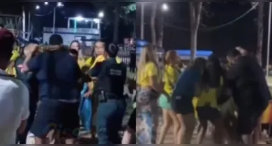 Imagem ilustrativa da notícia: Briga generalizada marca noite de jogo em praça no Pará