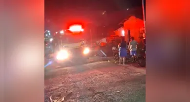 Imagem ilustrativa da notícia: Vídeo: homem incendeia a própria casa em bairro do interior do PA