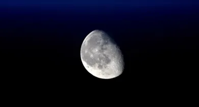 Imagem ilustrativa da notícia: Observação astronômica da Lua e conjunção de planetas agitam noite em Belém