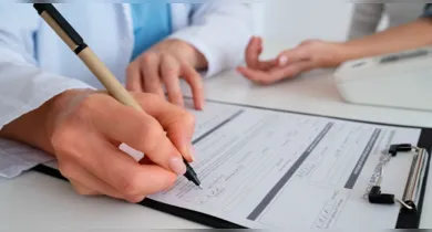 Imagem ilustrativa da notícia: Faltas no trabalho e atestados: o que a CLT considera justificável