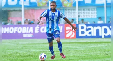 Imagem ilustrativa da notícia: Rescisão contratual? Paysandu avalia futuro do zagueiro Castro