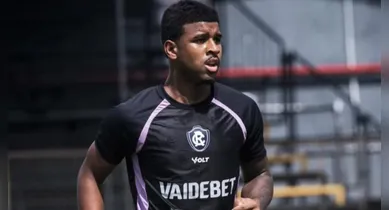 Imagem ilustrativa da notícia: Remo: após ser poupado em jogo-treino, Jaderson retorna as atividades