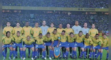 Imagem ilustrativa da notícia: Brasil supera críticas, encanta o mundo e conquista o penta em 2002
